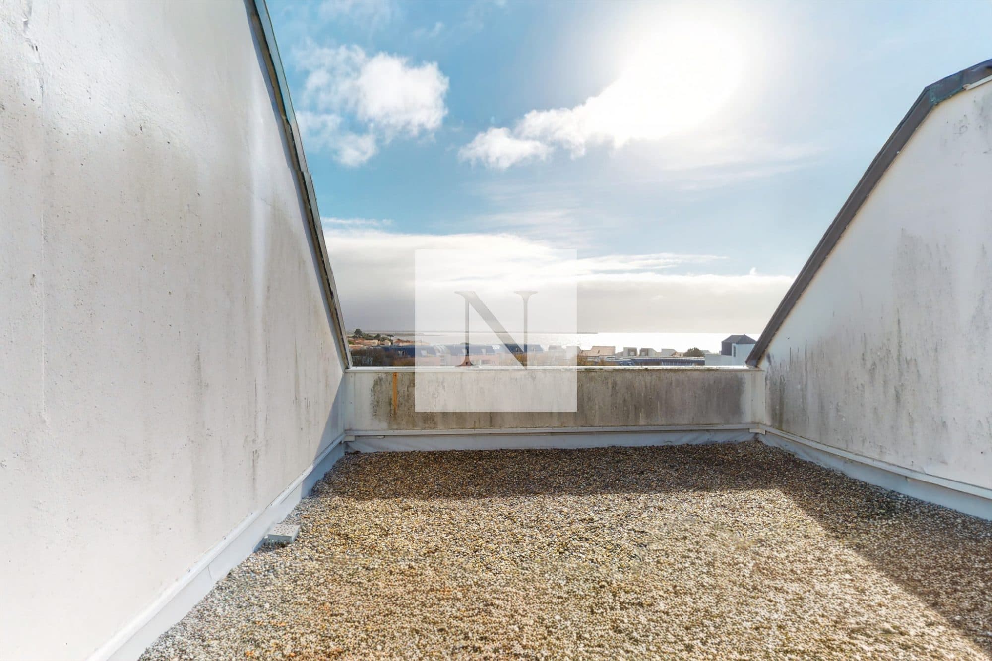 Top-Floor Studio with Sea View – La Rochelle