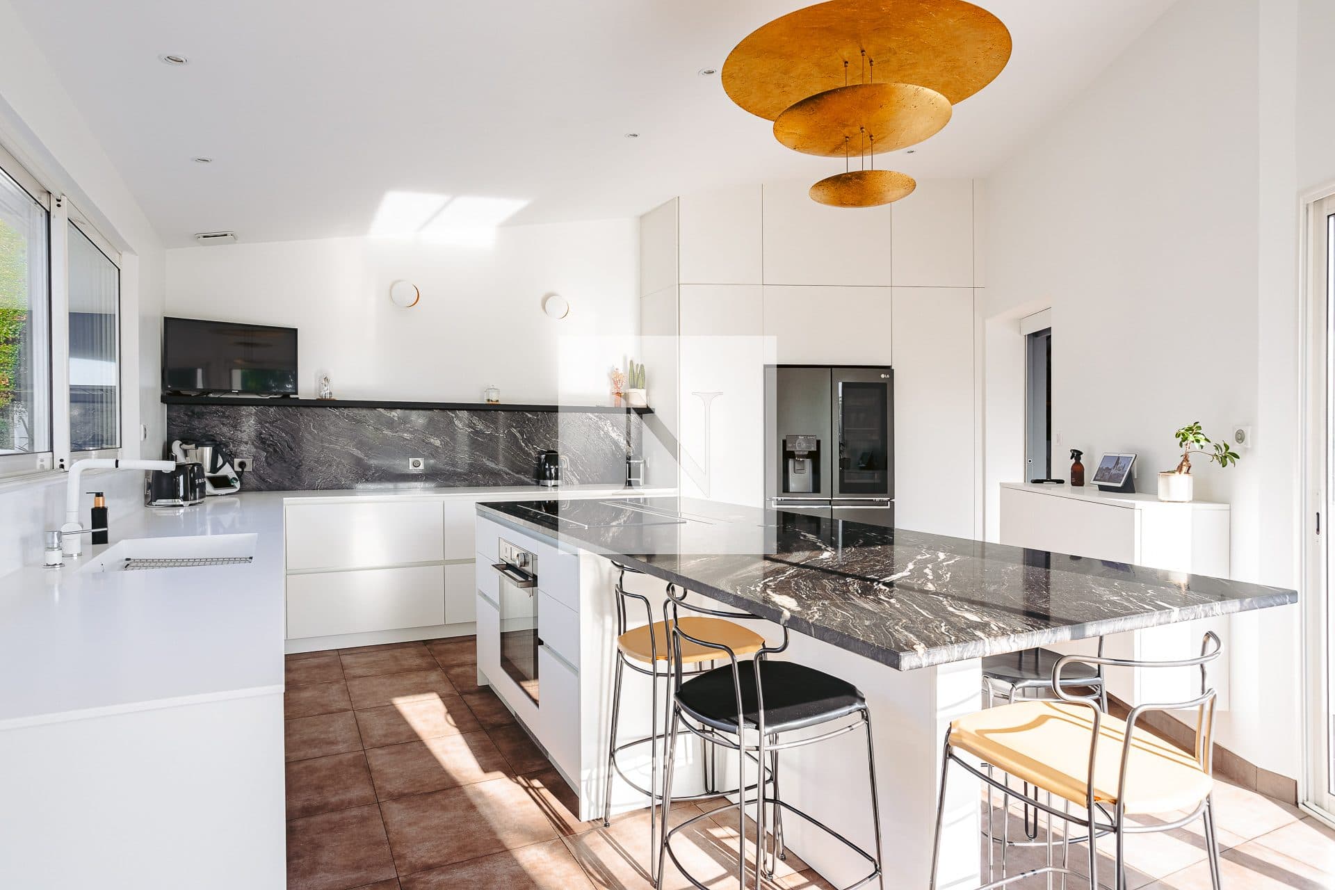 Villa of 284 m² with Swimming Pool in Marsilly — photo 5