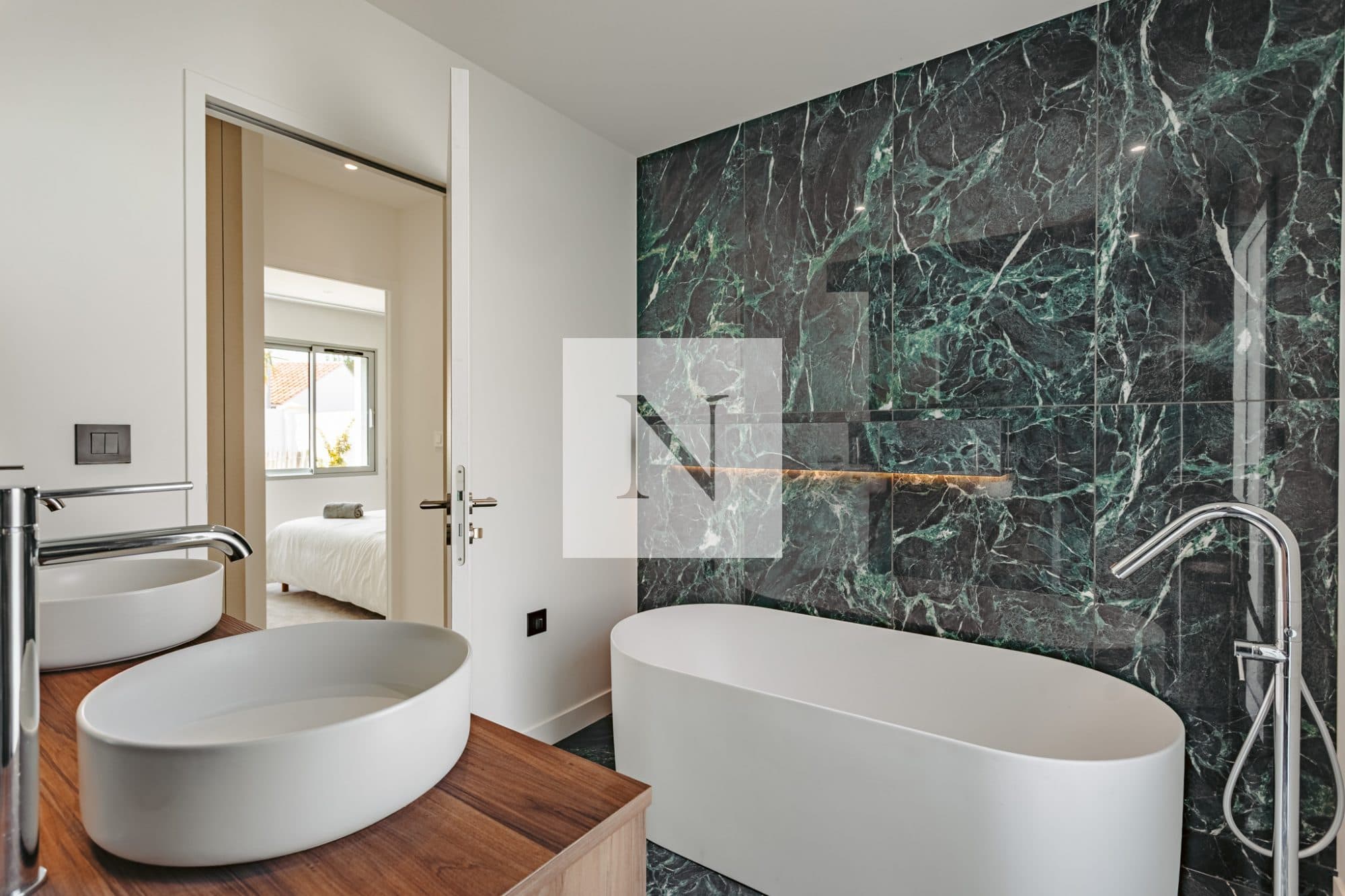 Maison contemporaine de plain-pied — 130 m² — DPE A — Lagord Bourg — photo 5