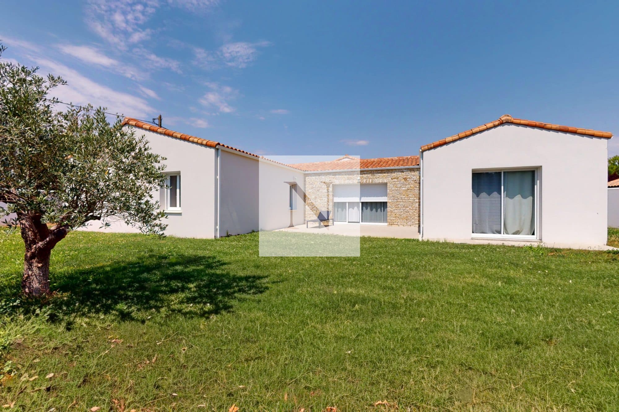 Maison individuelle de plain-pied 150 m², piscinable, DPE A – Saint-Sauveur-d'Aunis — photo 2