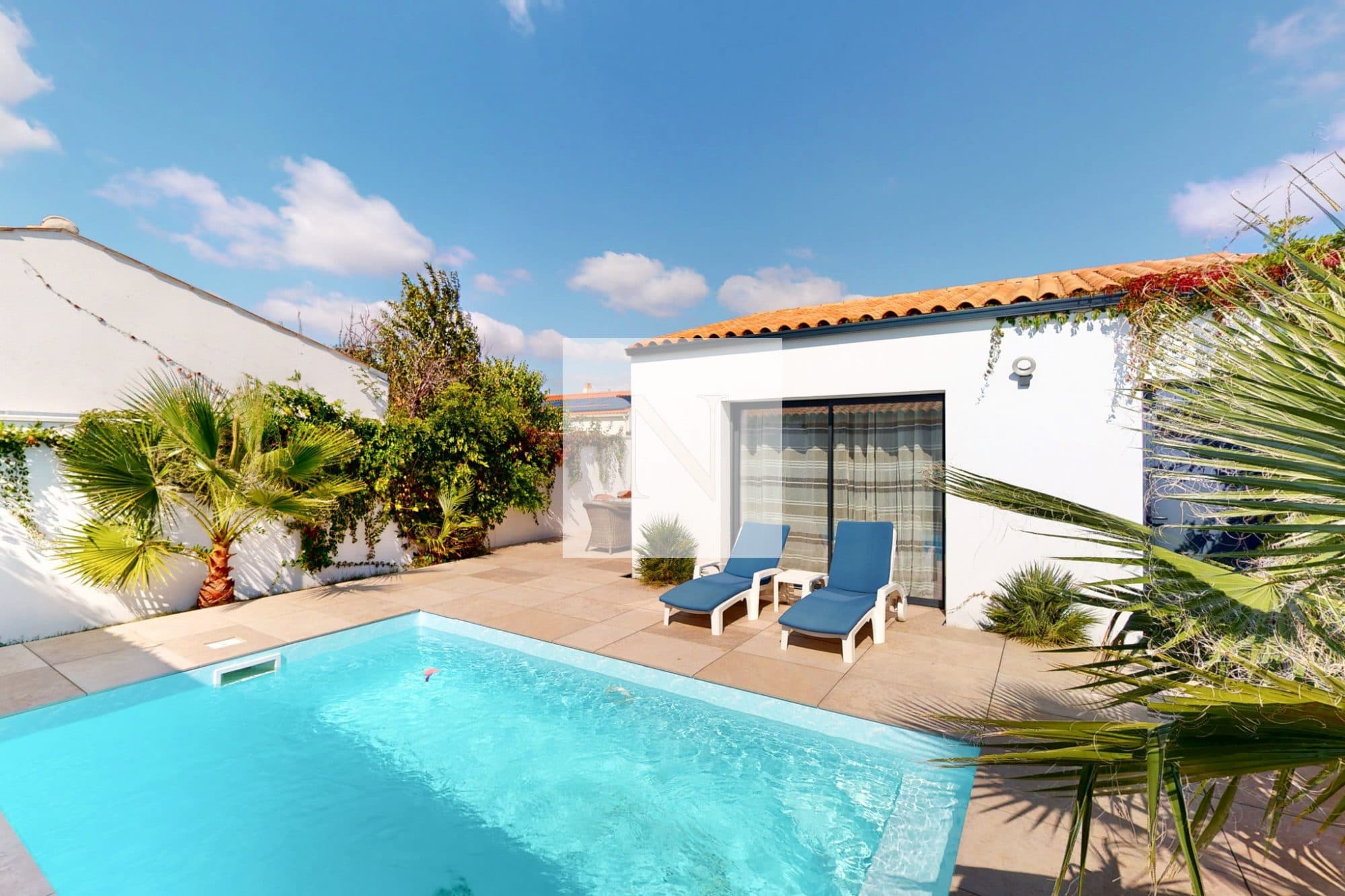 Maison contemporaine de 137 m² avec piscine à Périgny